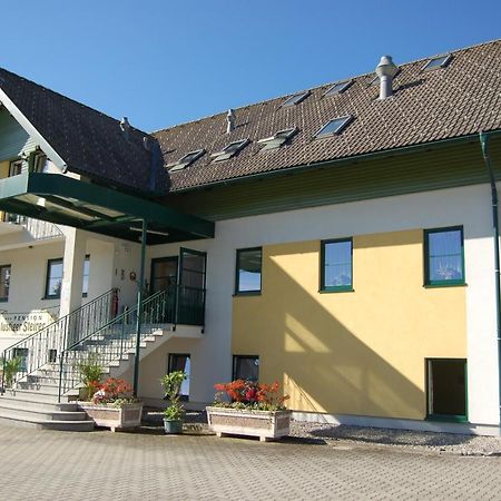 Gasthaus Pension Zum Lustigen Steirer Bruck an der Mur Esterno foto