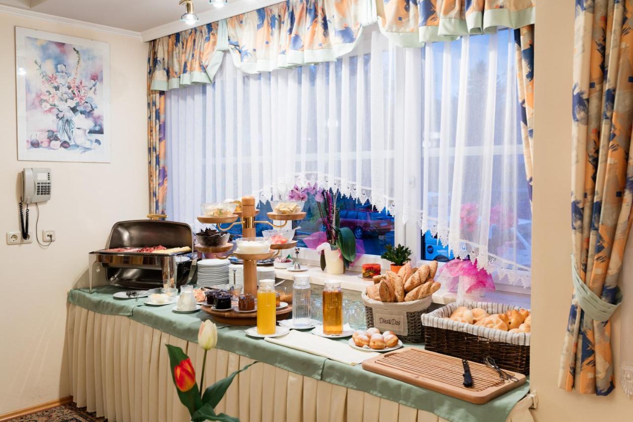 Gasthaus Pension Zum Lustigen Steirer Bruck an der Mur Esterno foto